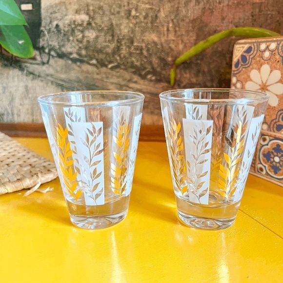 Culver Glass Shot Glasses Set of Two - Picture 5 of 5